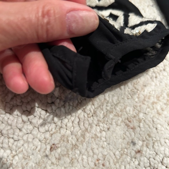 FOREVER 21 Contemporary Sheer Black Embroidered Split Sleeve Dress Size S - Picture 4 of 8